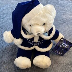 Limited edition 2000 Keepsake Bear plush by Master toy designer Lee Capozzi
